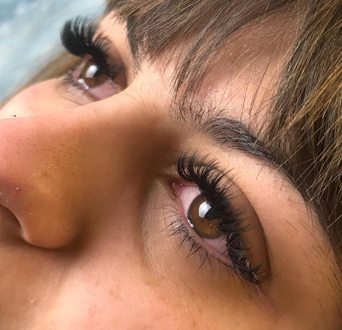 THAT FAST DRYING ADHESIVE