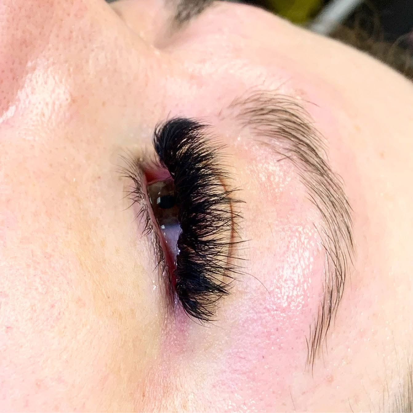 RUSSIAN MATTE BLACK EYELASH EXTENSIONS TRAYS